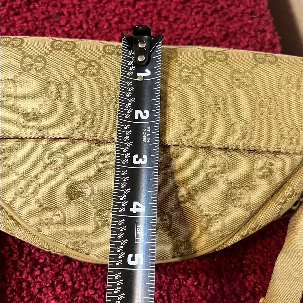 GUCCI authentic VINTAGE MONOGRAM HALF MOON MINI POUCHETTE BAG - Picture 8 of 17